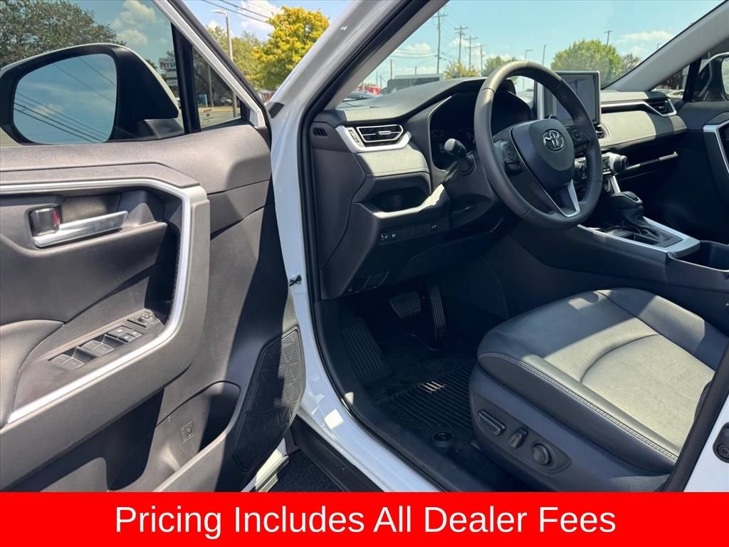 Used 2025 Toyota RAV4 XLE Premium FWD image 15