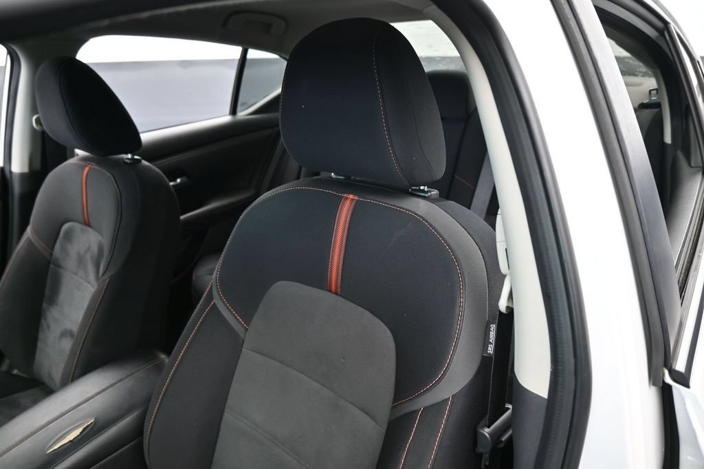 Used 2020 Nissan Sentra SR w/ Electronics Package FWD image 17