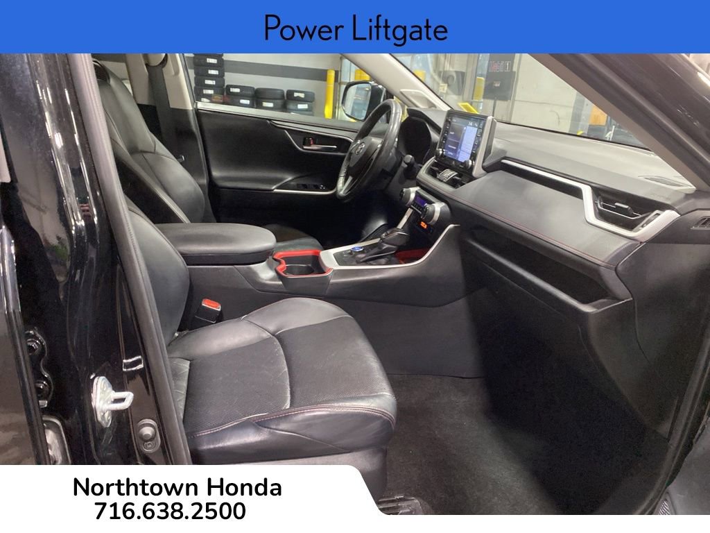 Used 2020 Toyota RAV4 TRD Off-Road image 12