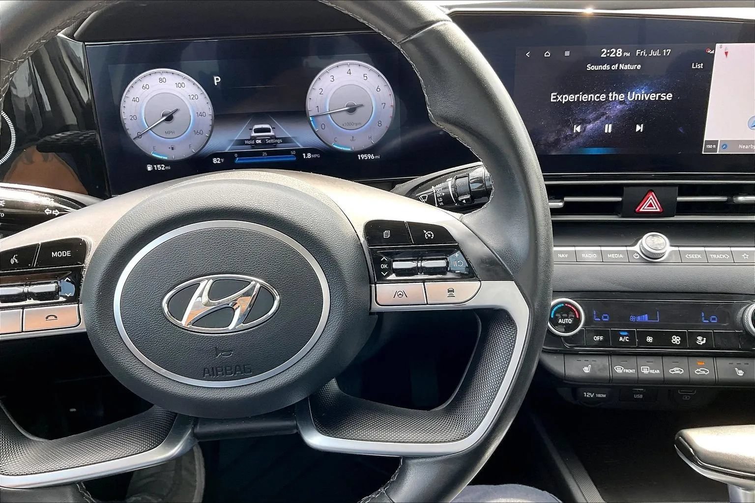 Used 2023 Hyundai Elantra SEL w/ Convenience Package FWD image 17