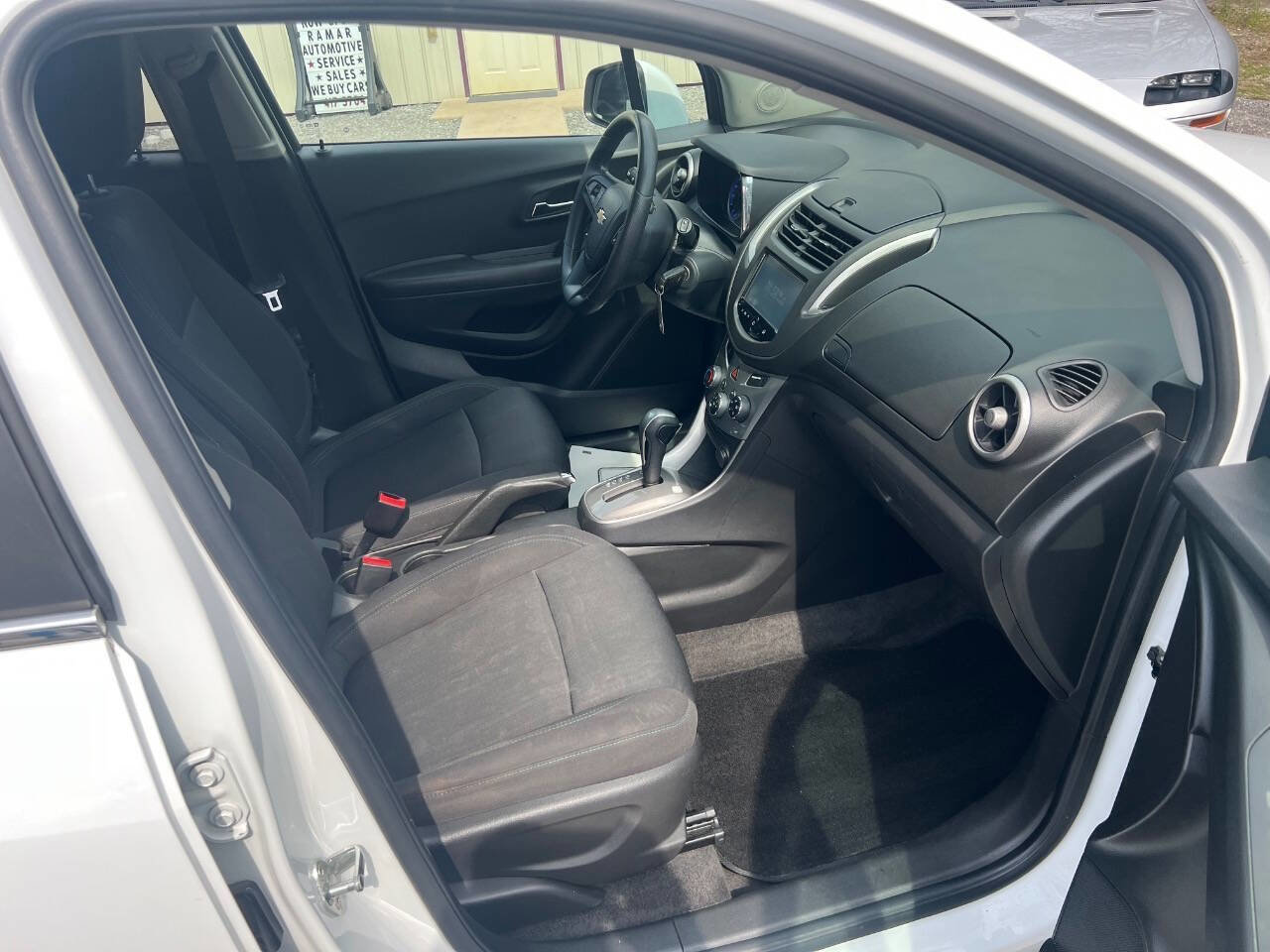 Used 2016 Chevrolet Trax LT w/ LPO, Protection Package image 8