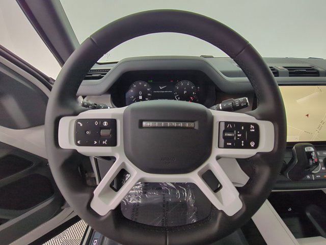 New 2026 Land Rover Defender 110 X-Dynamic SE AWD/4WD image 18