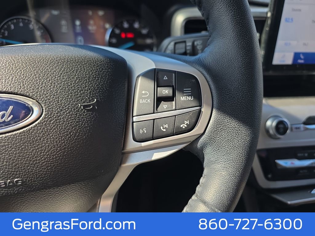 Certified 2022 Ford Explorer XLT w/ Equipment Group 202A image 37