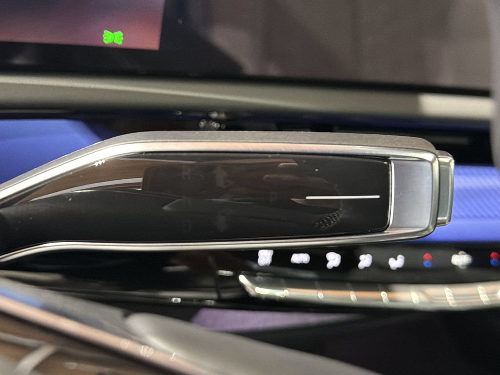 New 2027 Cadillac Optiq V w/ Deep Ocean Design Edition AWD/4WD image 24