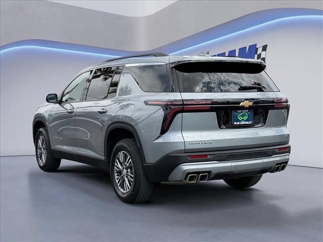Certified 2025 Chevrolet Traverse LT FWD image 3
