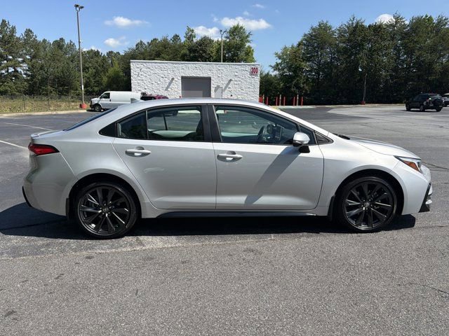 Used 2026 Toyota Corolla SE w/ SE Package FWD image 8