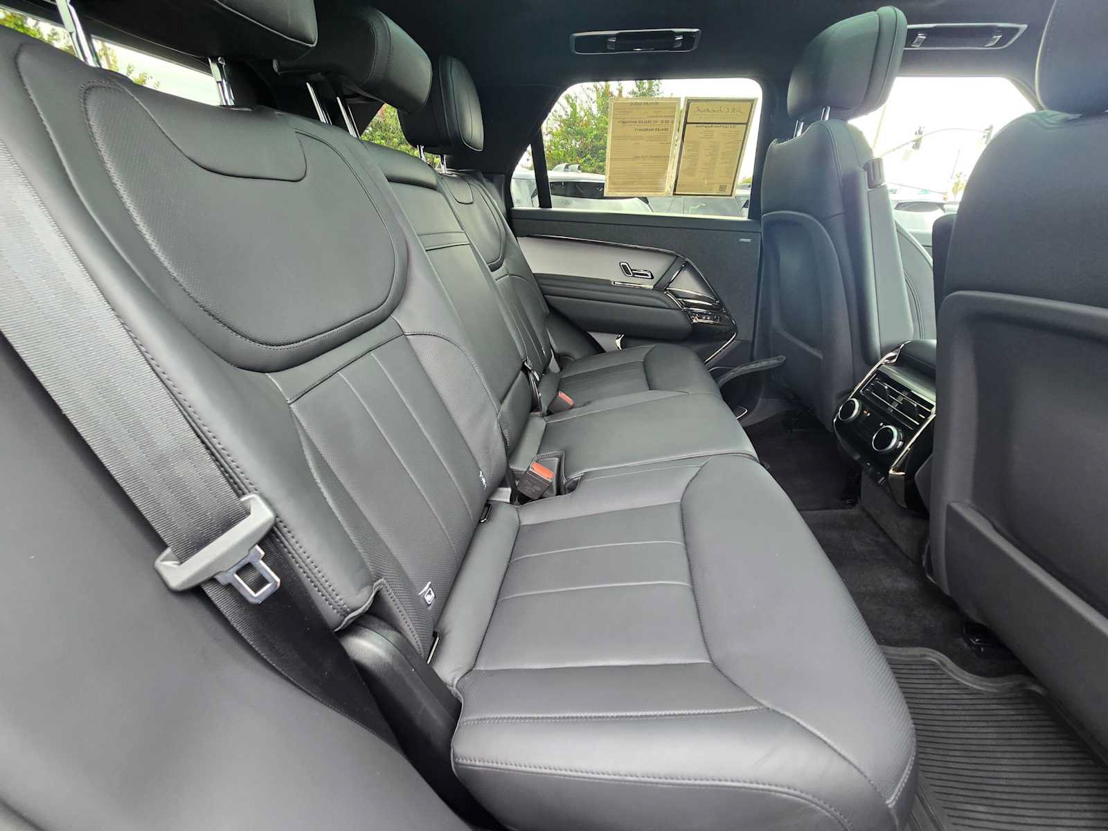 Used 2024 Land Rover Range Rover Sport Dynamic SE AWD/4WD image 12
