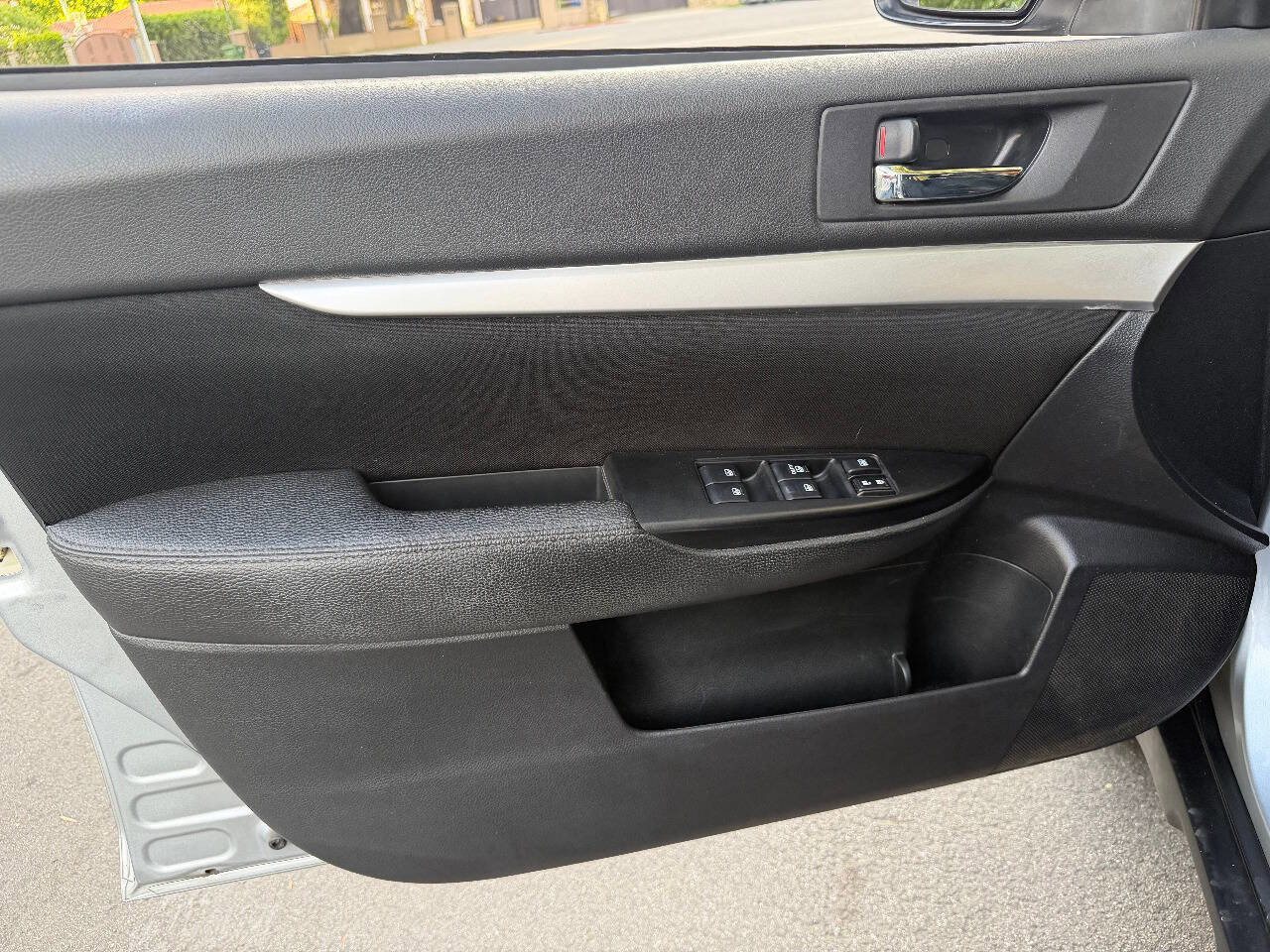 Used 2014 Subaru Outback 2.5i Premium image 13