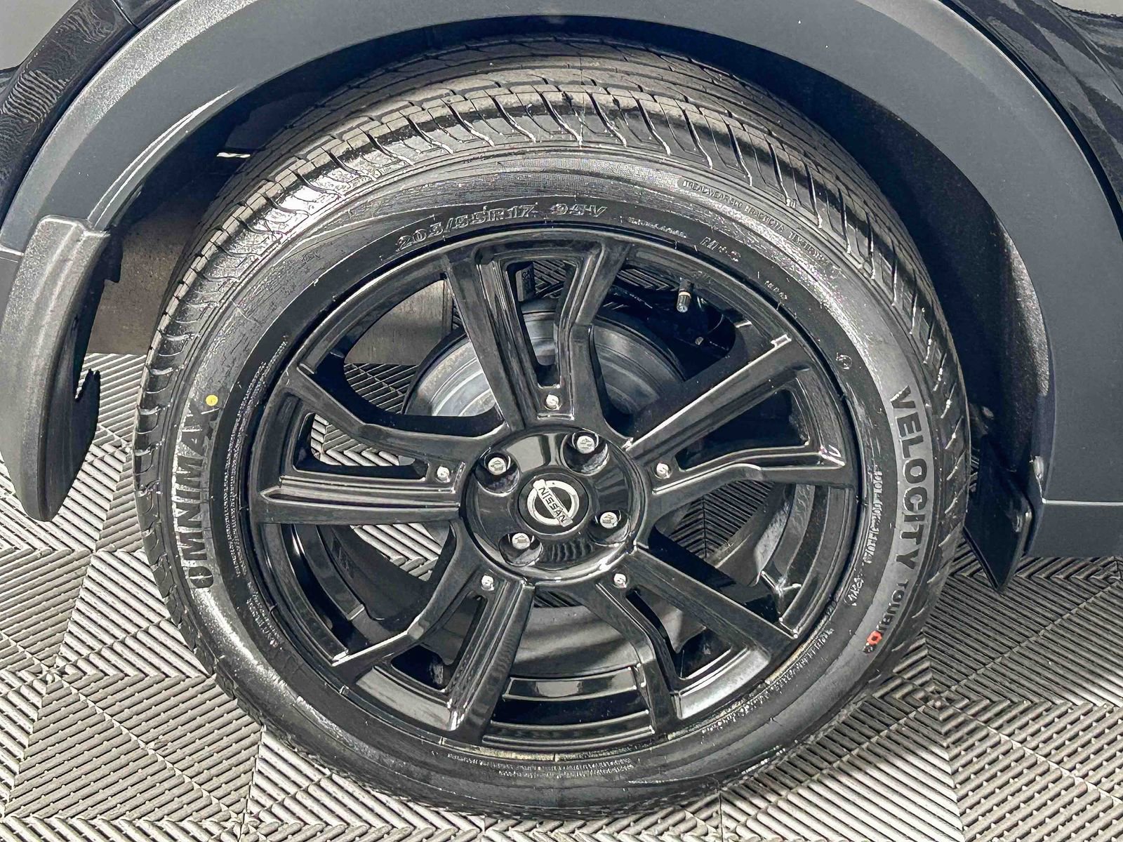 Certified 2020 Nissan Kicks SV w/ Exterior Package FWD image 11