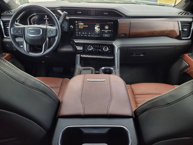 Used 2024 GMC Sierra 2500 Denali Ultimate AWD/4WD image 13