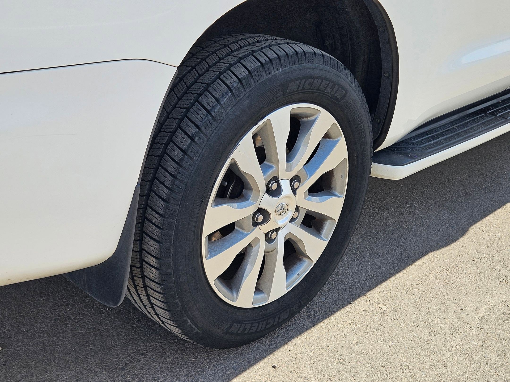 Used 2015 Toyota Sequoia Limited AWD/4WD image 13