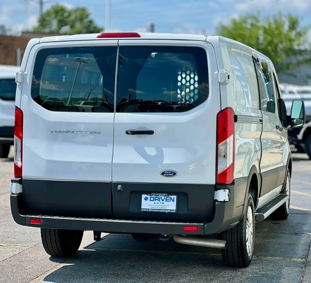 Used 2025 Ford Transit 250 Low Roof w/ Exterior Upgrade Package RWD image 6