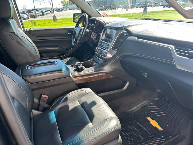 Used 2018 Chevrolet Suburban LT AWD/4WD image 43