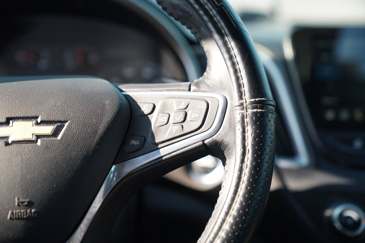 Used 2022 Chevrolet Malibu RS FWD image 35