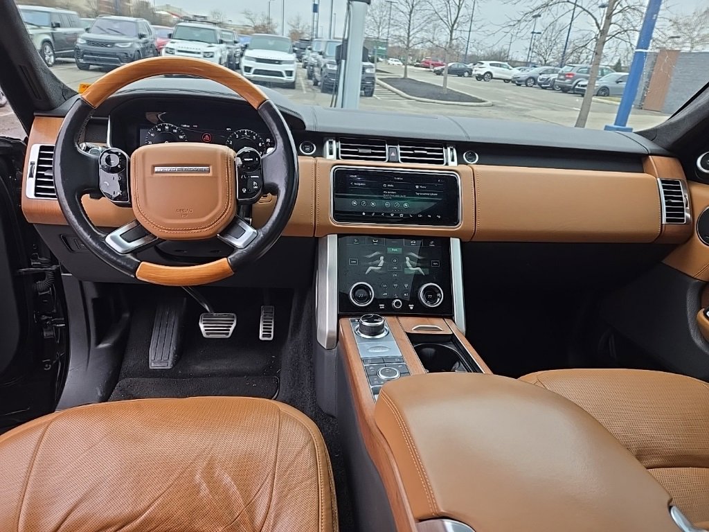 Used 2019 Land Rover Range Rover Autobiography image 14