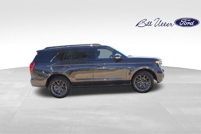 Used 2027 Ford Expedition Platinum w/ Stealth Appearance Package AWD/4WD image 4