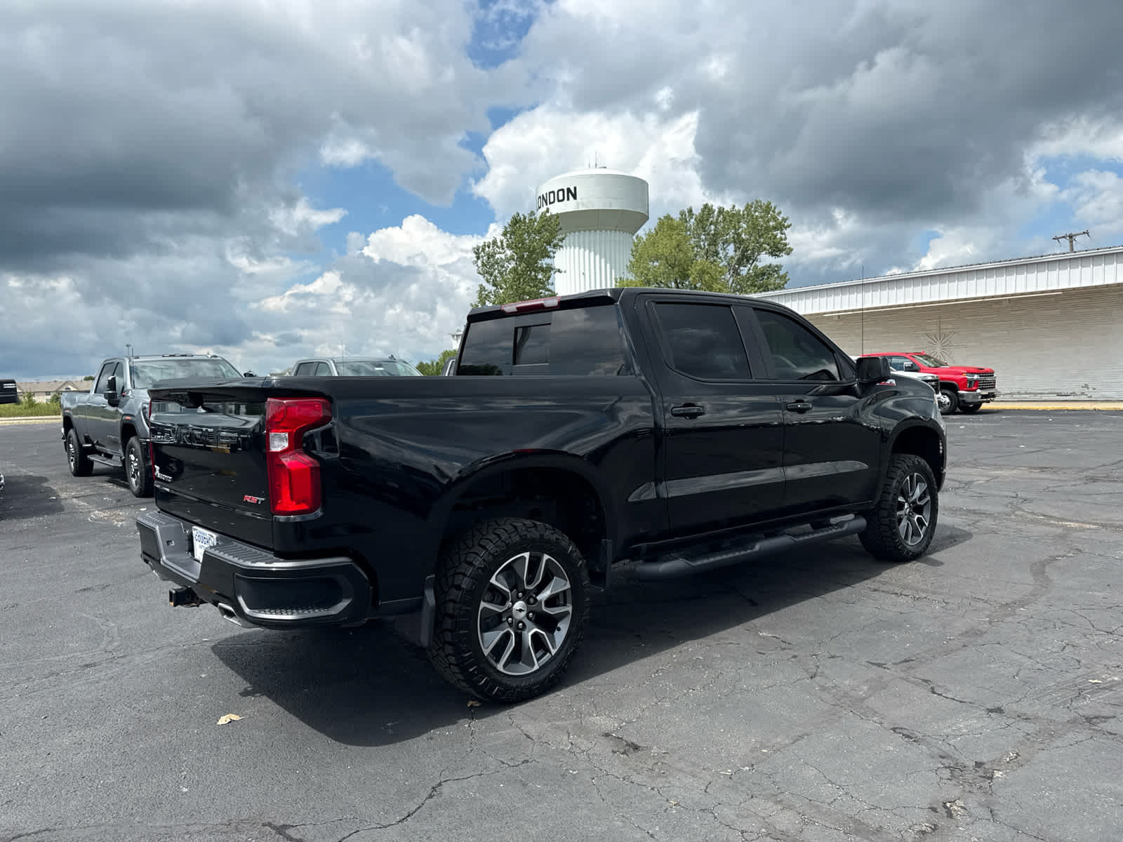 Used 2022 Chevrolet Silverado 1500 RST w/ True North Edition Plus AWD/4WD image 5