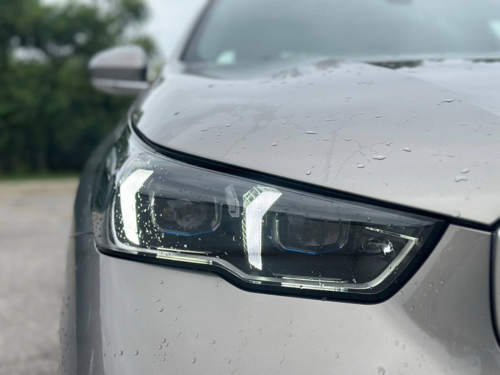 New 2026 BMW 530i xDrive w/ Premium Package AWD/4WD image 10