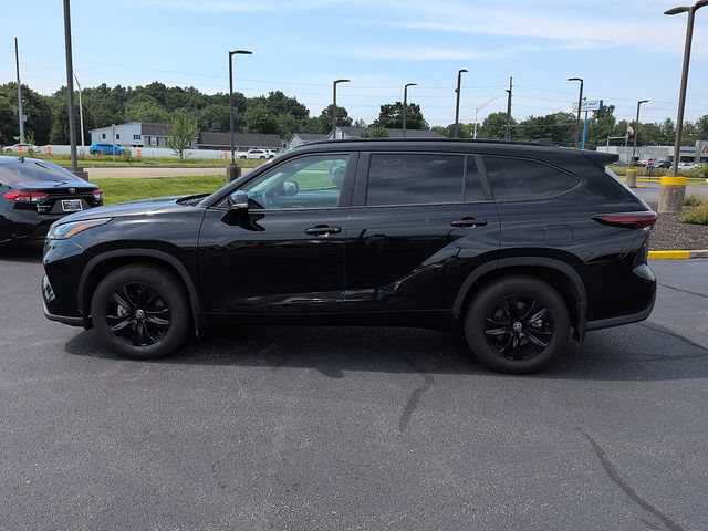 Certified 2025 Toyota Highlander XLE AWD/4WD image 4