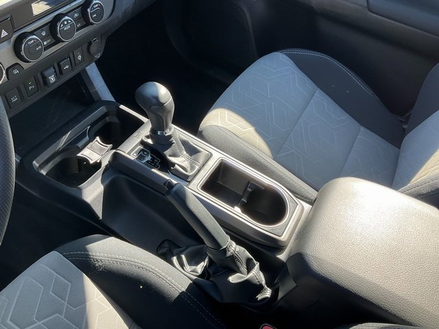 Used 2022 Toyota Tacoma TRD Off-Road w/ Technology Package image 14