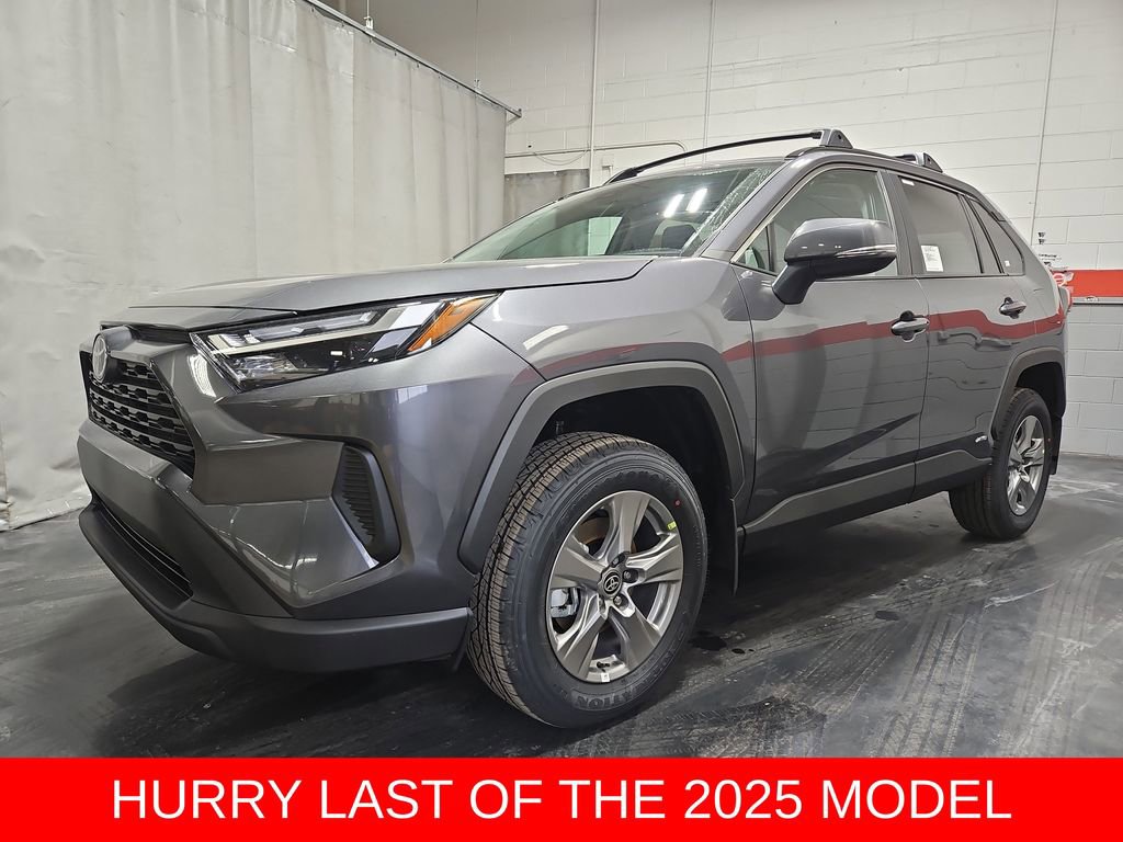 New 2025 Toyota RAV4 XLE image 4