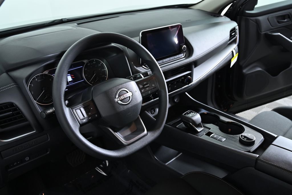 Certified 2025 Nissan Rogue S AWD/4WD image 13