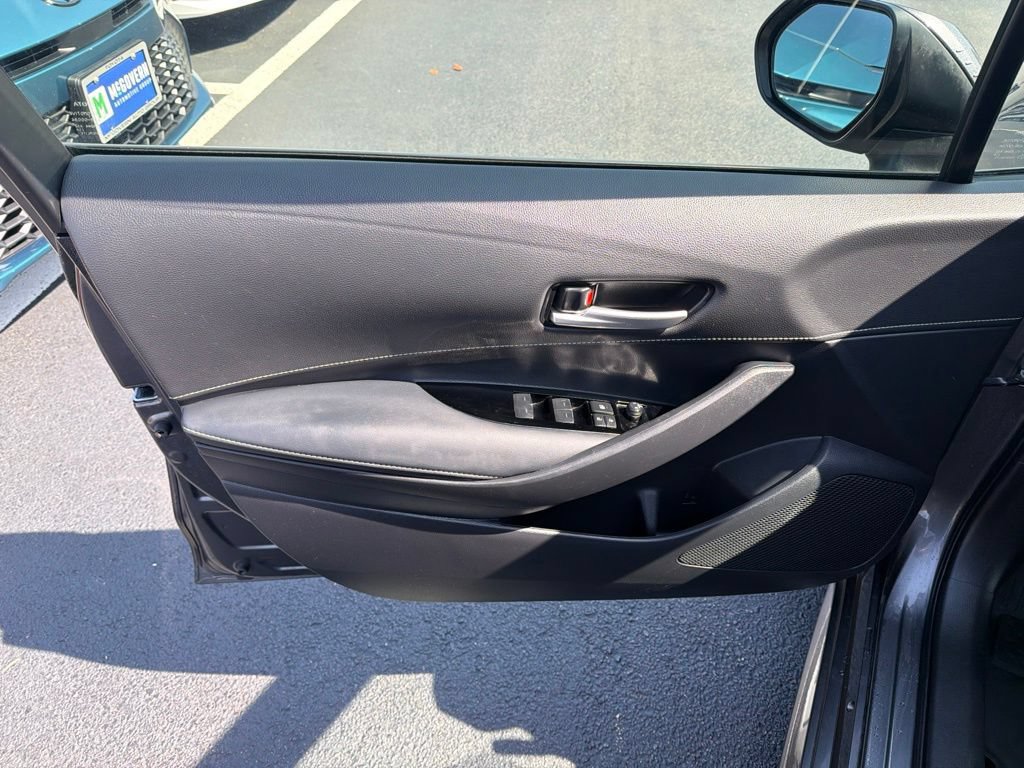 Used 2023 Toyota Corolla SE FWD image 17