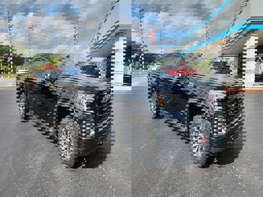 Used 2020 GMC Sierra 1500 AT4 w/ AT4 Premium Package image 2