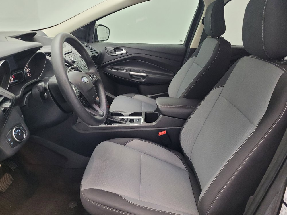 Used 2018 Ford Escape SE image 17