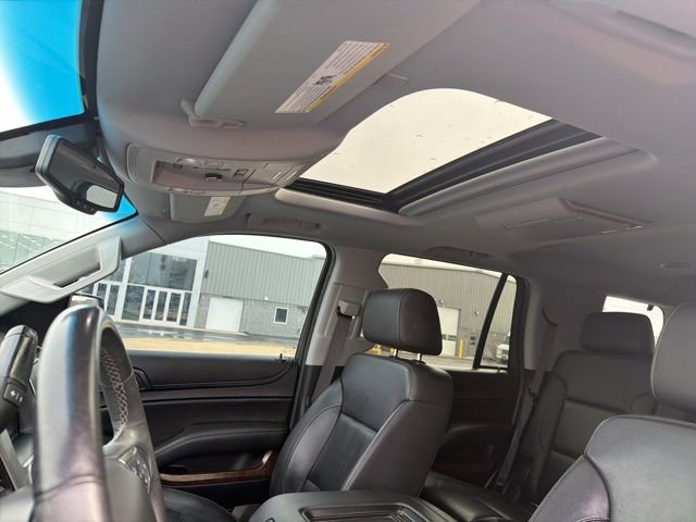 Used 2018 Chevrolet Tahoe LT w/ LT Signature Package image 16