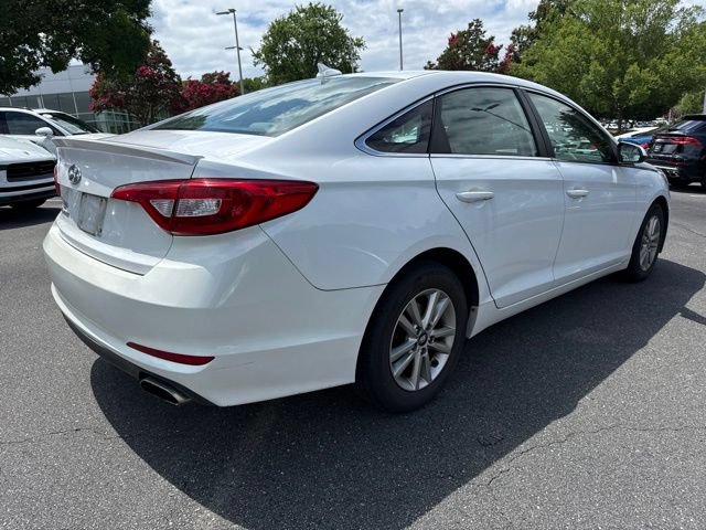 Used 2015 Hyundai Sonata SE FWD image 14