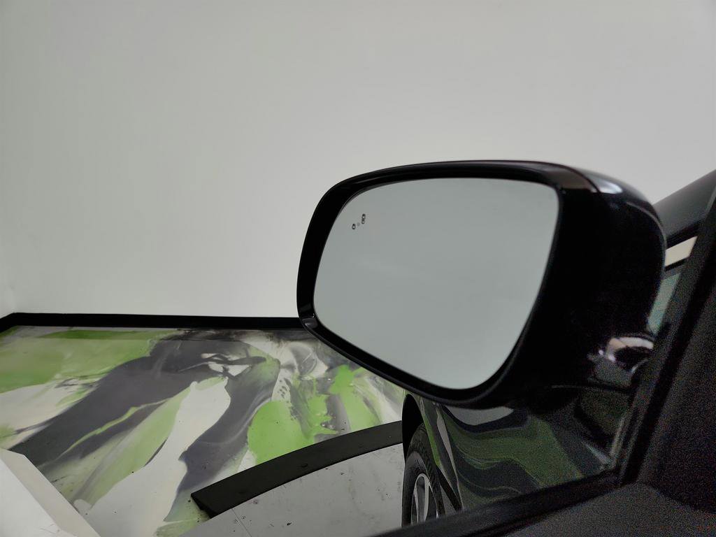 Used 2016 Kia Sedona SX FWD image 15
