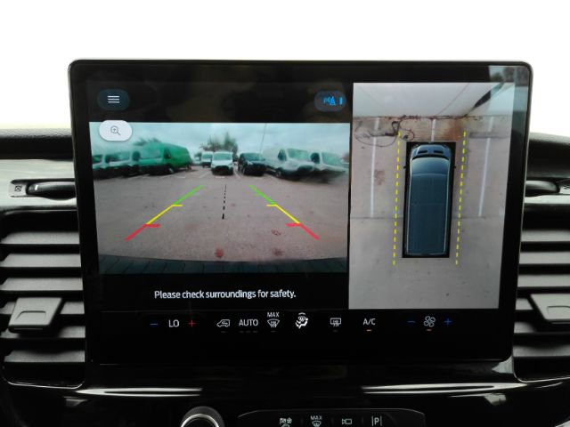 Used 2023 Ford Transit 350 XLT image 11