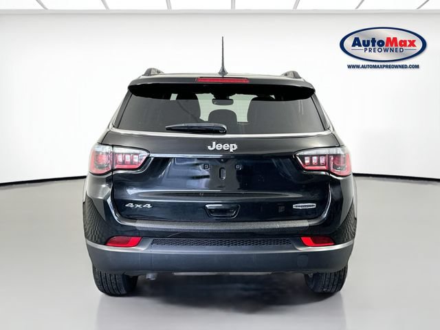 Used 2024 Jeep Compass Latitude AWD/4WD image 7