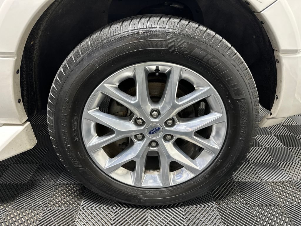 Used 2017 Ford Expedition EL Limited AWD/4WD image 12