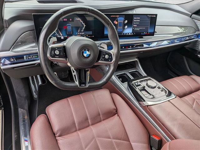 Used 2024 BMW 760i xDrive w/ Executive Package AWD/4WD image 10