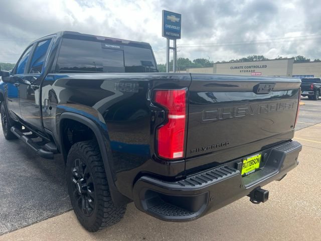 Used 2025 Chevrolet Silverado 2500 LT w/ Trail Boss Package AWD/4WD image 11