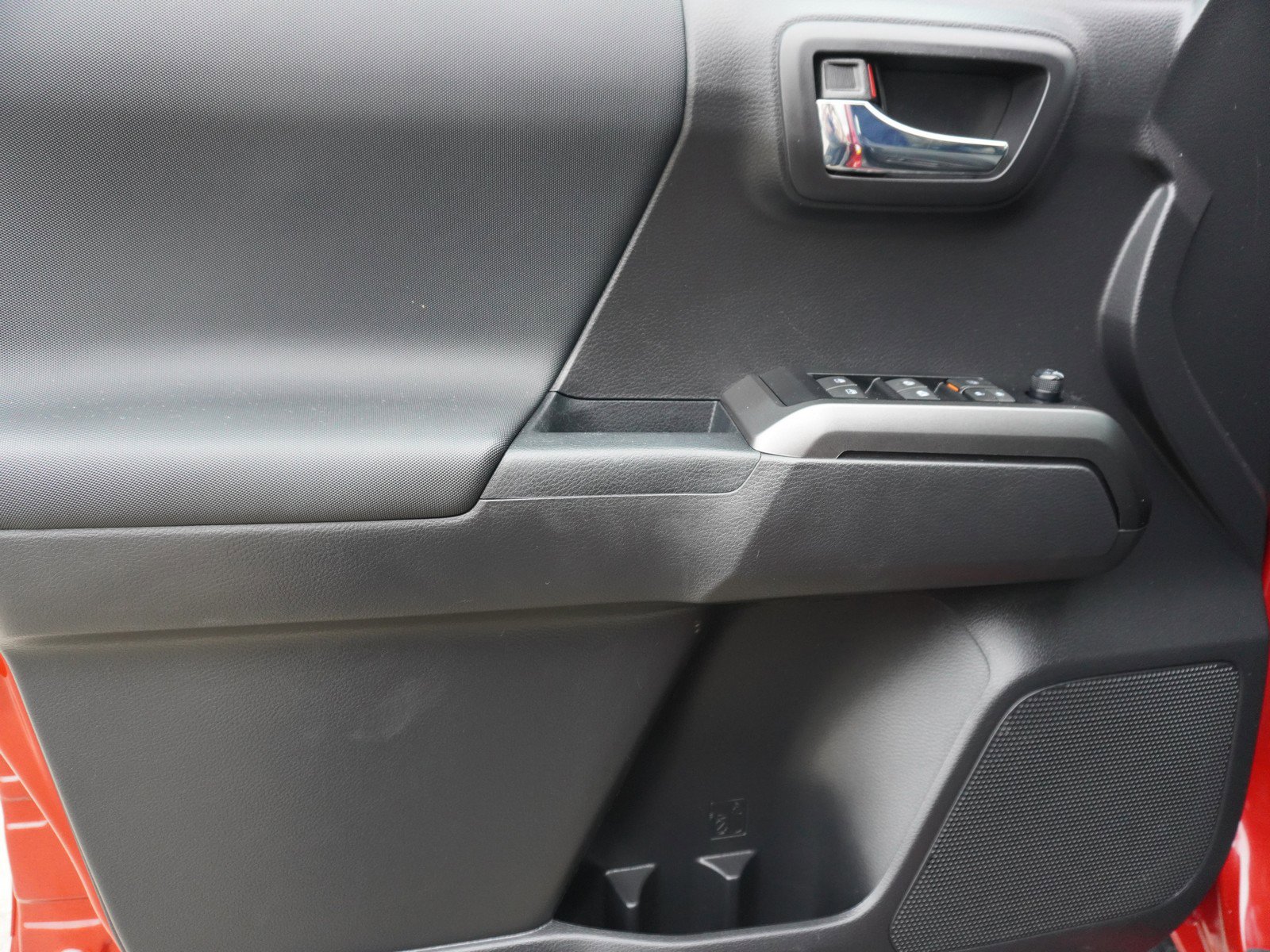 Used 2023 Toyota Tacoma TRD Off-Road image 19