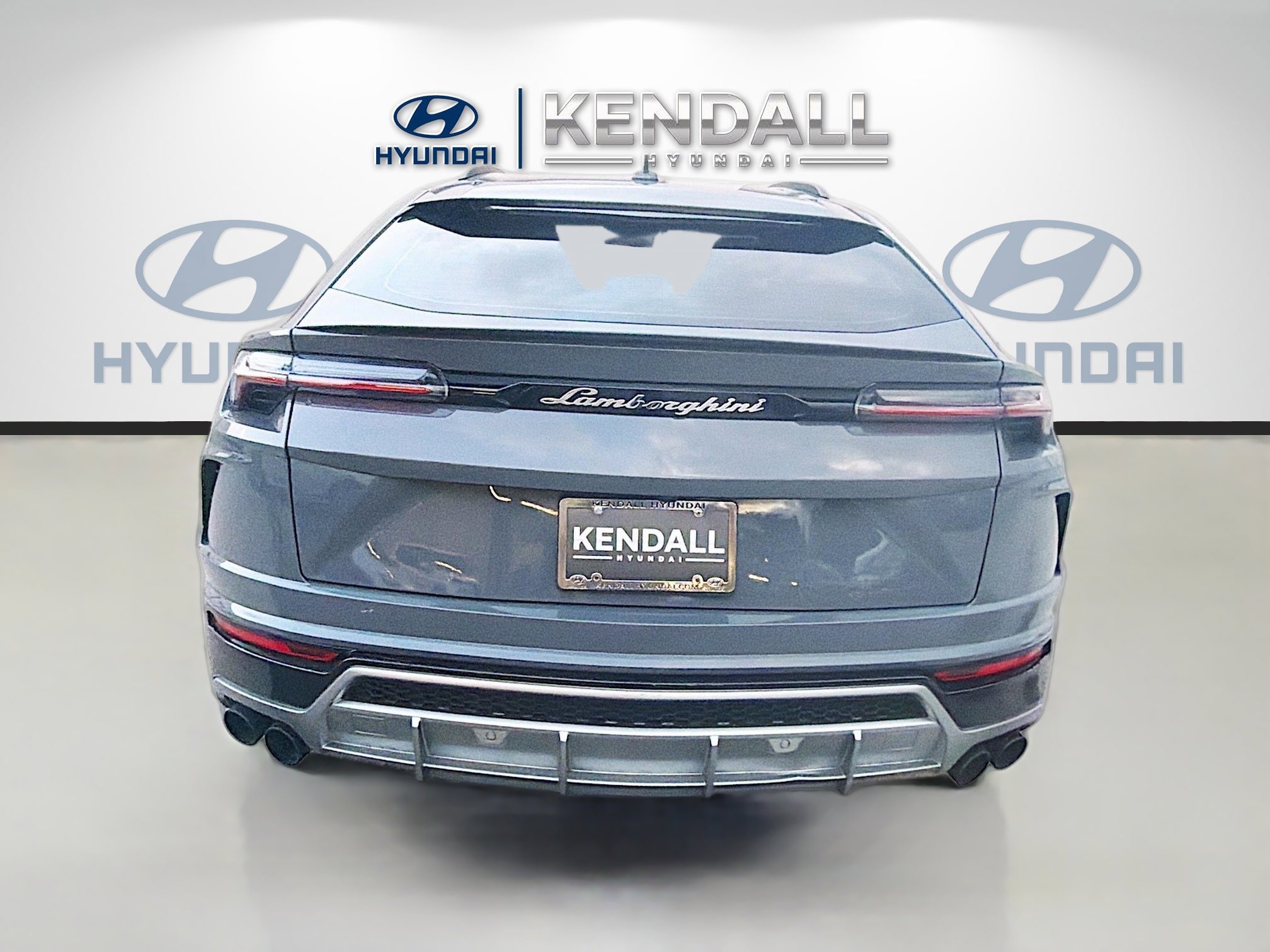 Used 2021 Lamborghini Urus image 5