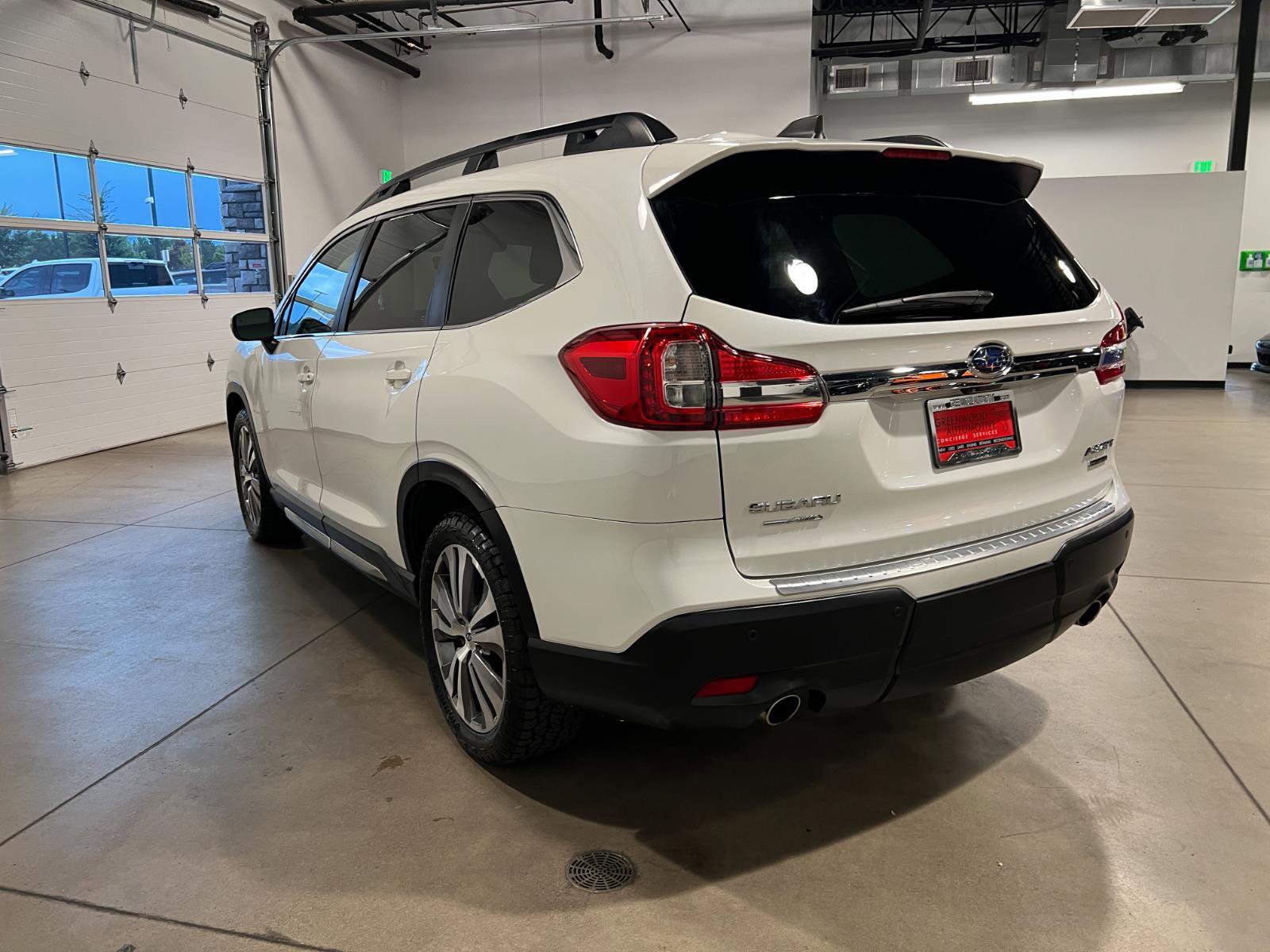 Used 2021 Subaru Ascent Limited w/ Technology Package image 5