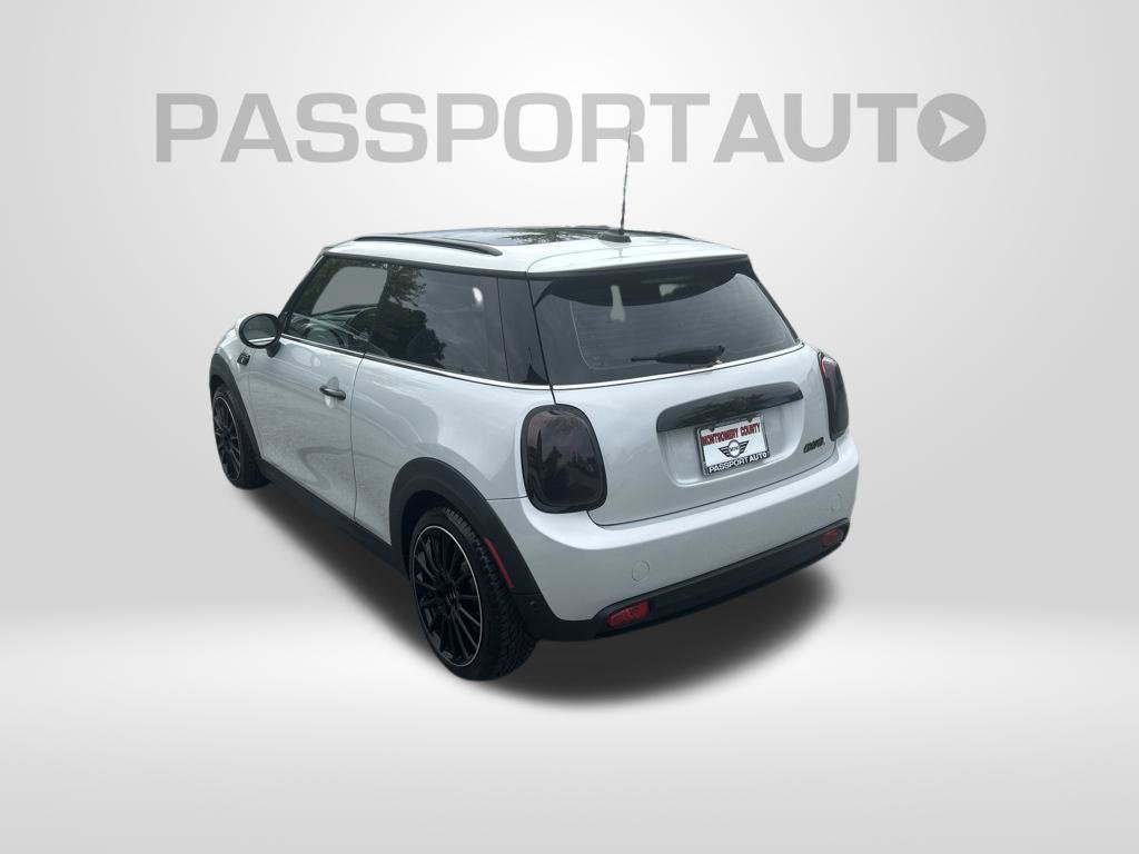 Used 2022 MINI Cooper SE FWD image 3