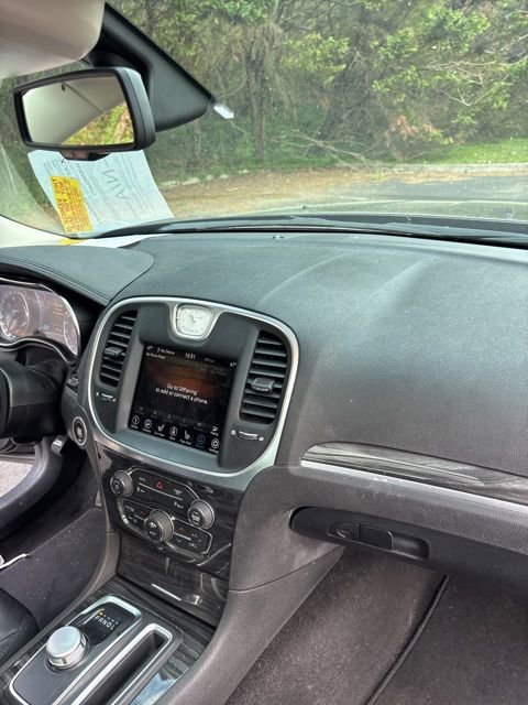 Used 2021 Chrysler 300 Touring L w/ Popular Equipment Group image 34