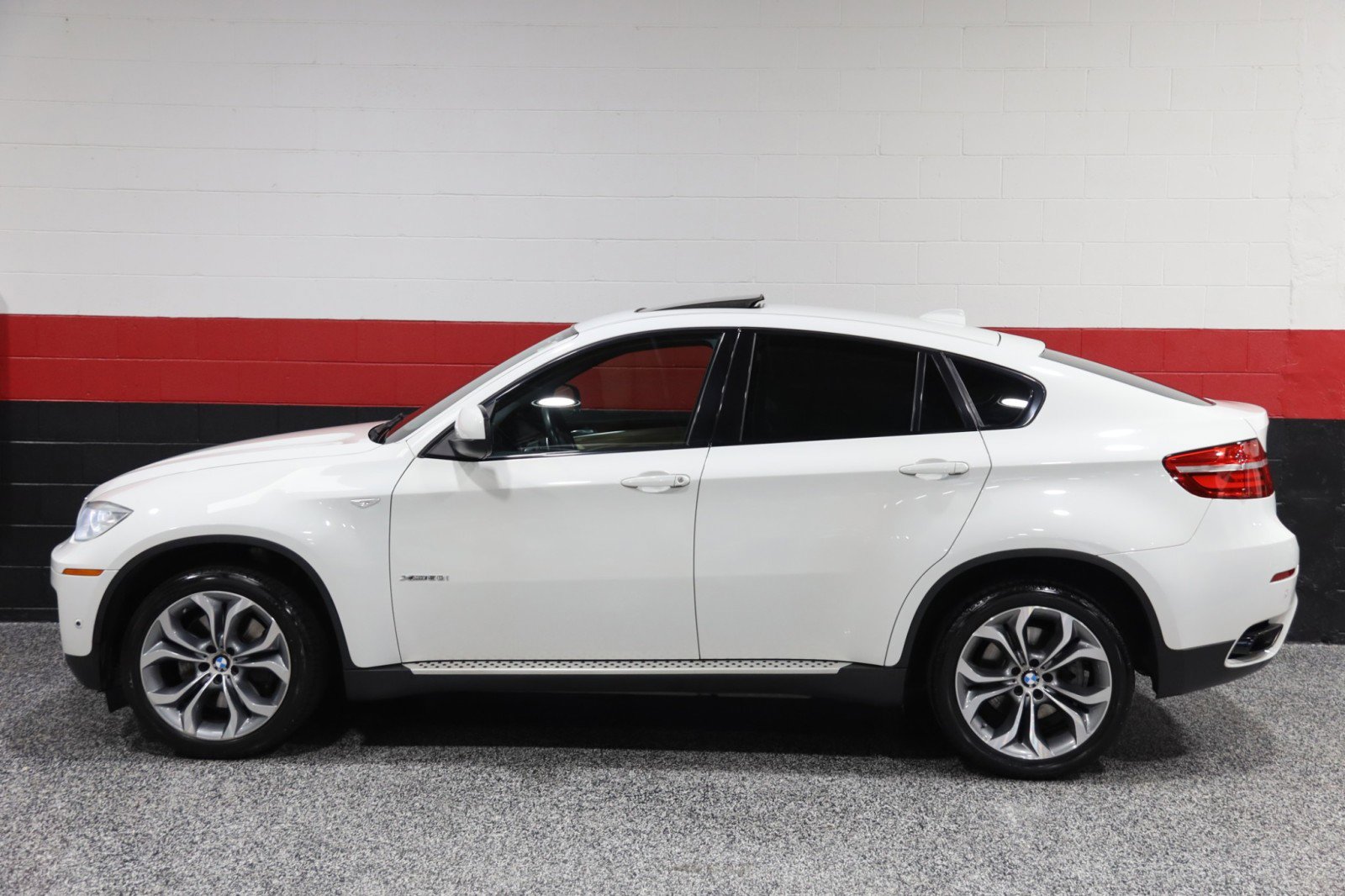 Used 2014 BMW X6 xDrive50i image 23