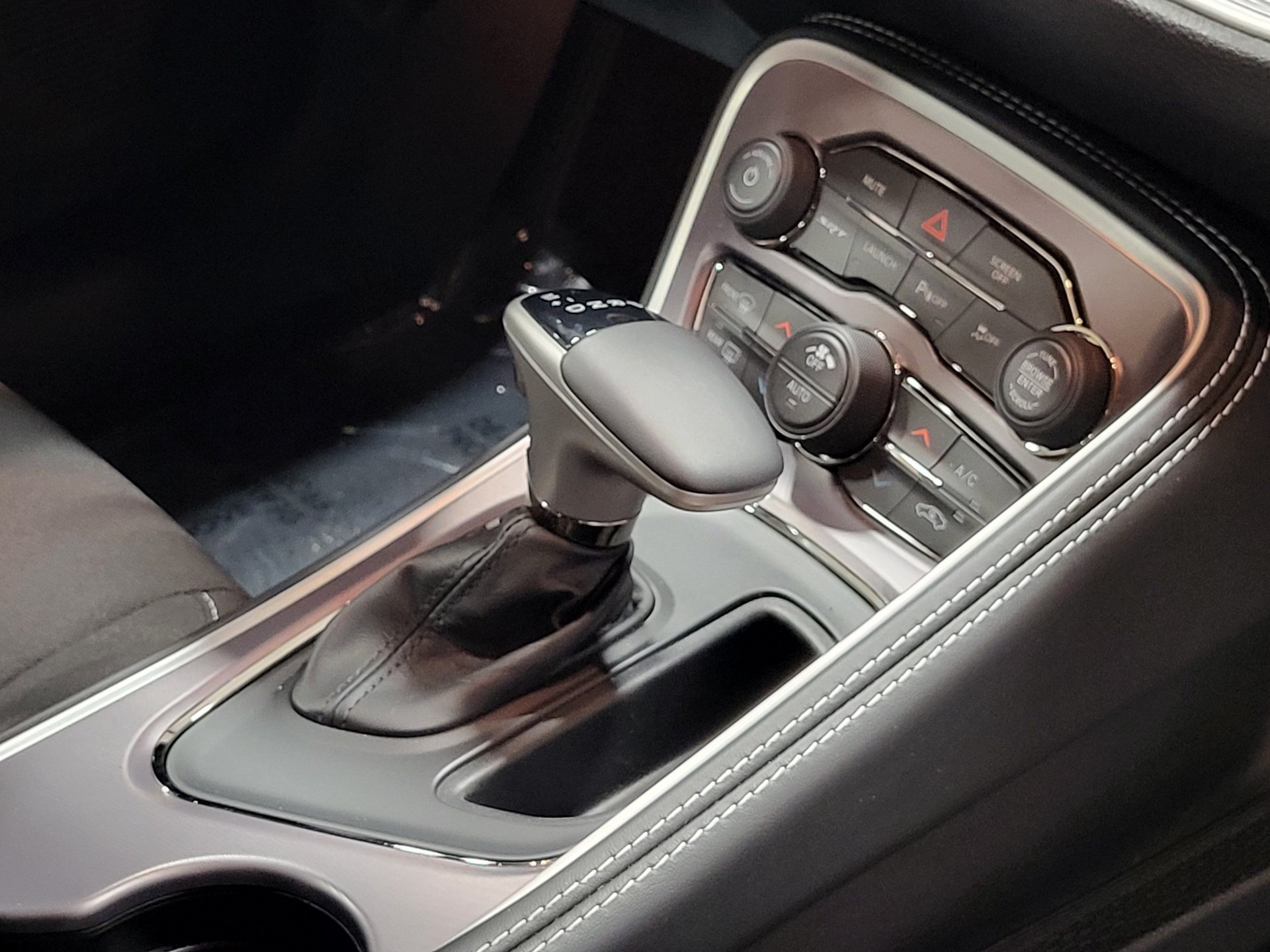 Used 2022 Dodge Challenger SRT Hellcat RWD image 29