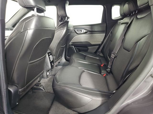 Certified 2024 Jeep Compass Latitude image 24