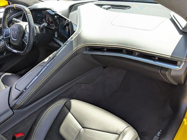 Used 2025 Chevrolet Corvette Z06 w/ Z07 Performance Package RWD image 19