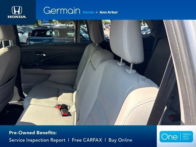 Used 2017 Honda Pilot Touring image 16