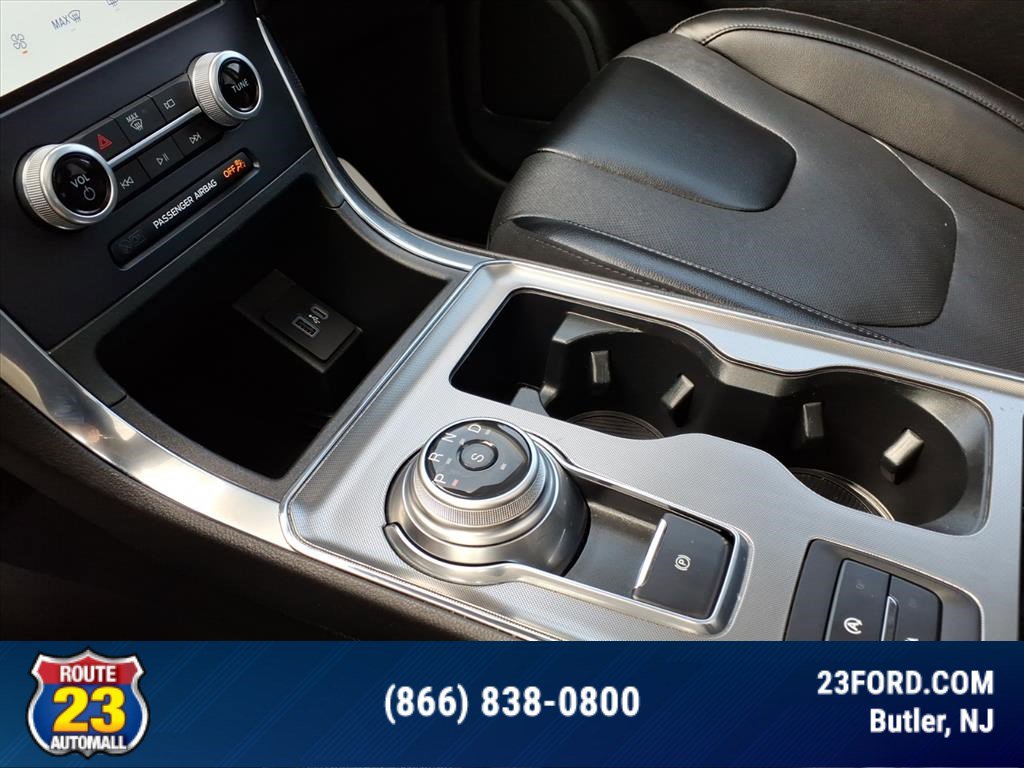 Certified 2022 Ford Edge Titanium w/ Equipment Group 301A AWD/4WD image 21