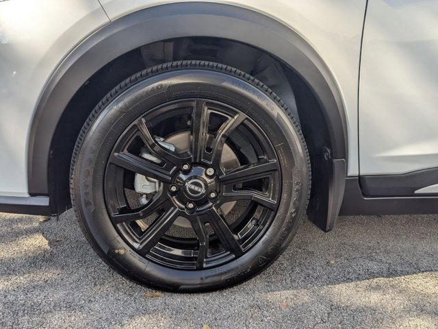 Certified 2024 Nissan Kicks SR w/ SR Premium Package image 22
