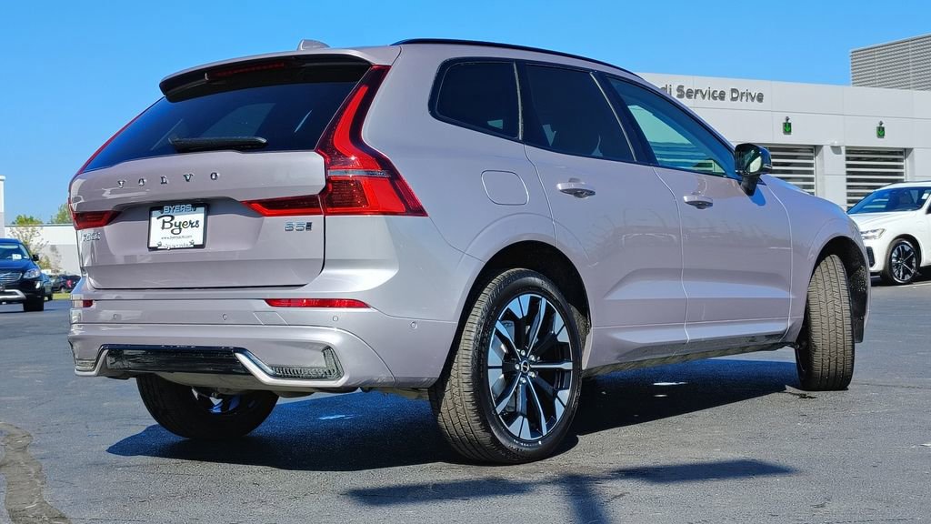 New 2026 Volvo XC60 B5 Plus w/ Climate Package AWD/4WD image 3